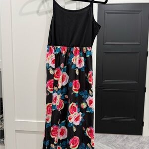 PatPat Black Top with Floral Skirt
